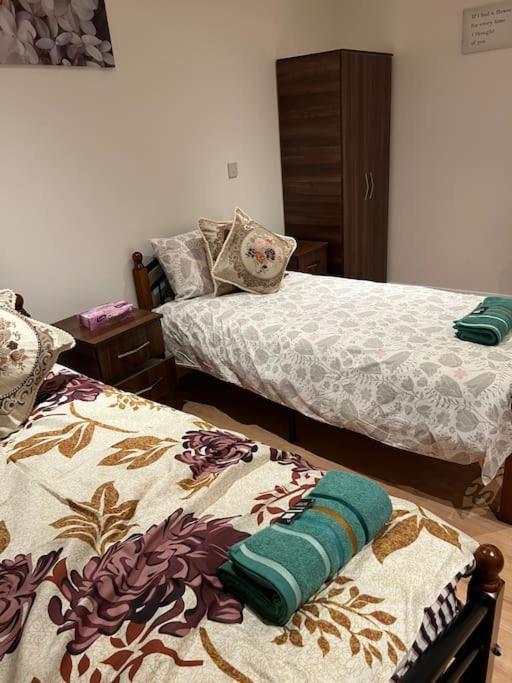 010- Lovely One Bedroom In Ealing F6 Экстерьер фото